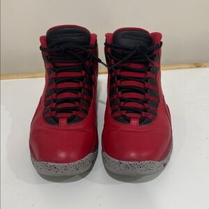 Size 10.5 - Air Jordan 10 Retro Bulls Over Broadway